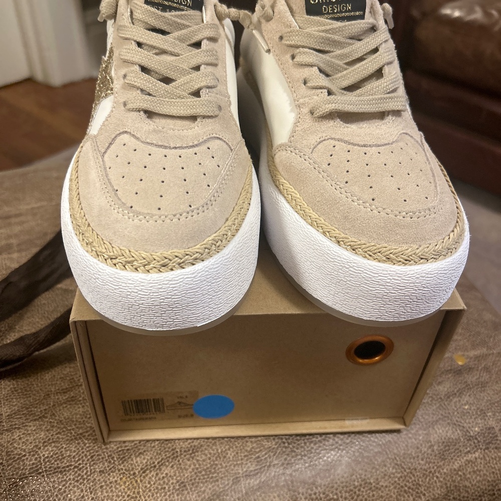 New in Box Vintage Havana Val 6 in  Taupe/Rafia Size 8